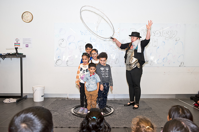 Kids taking part in a Bubble exhibition