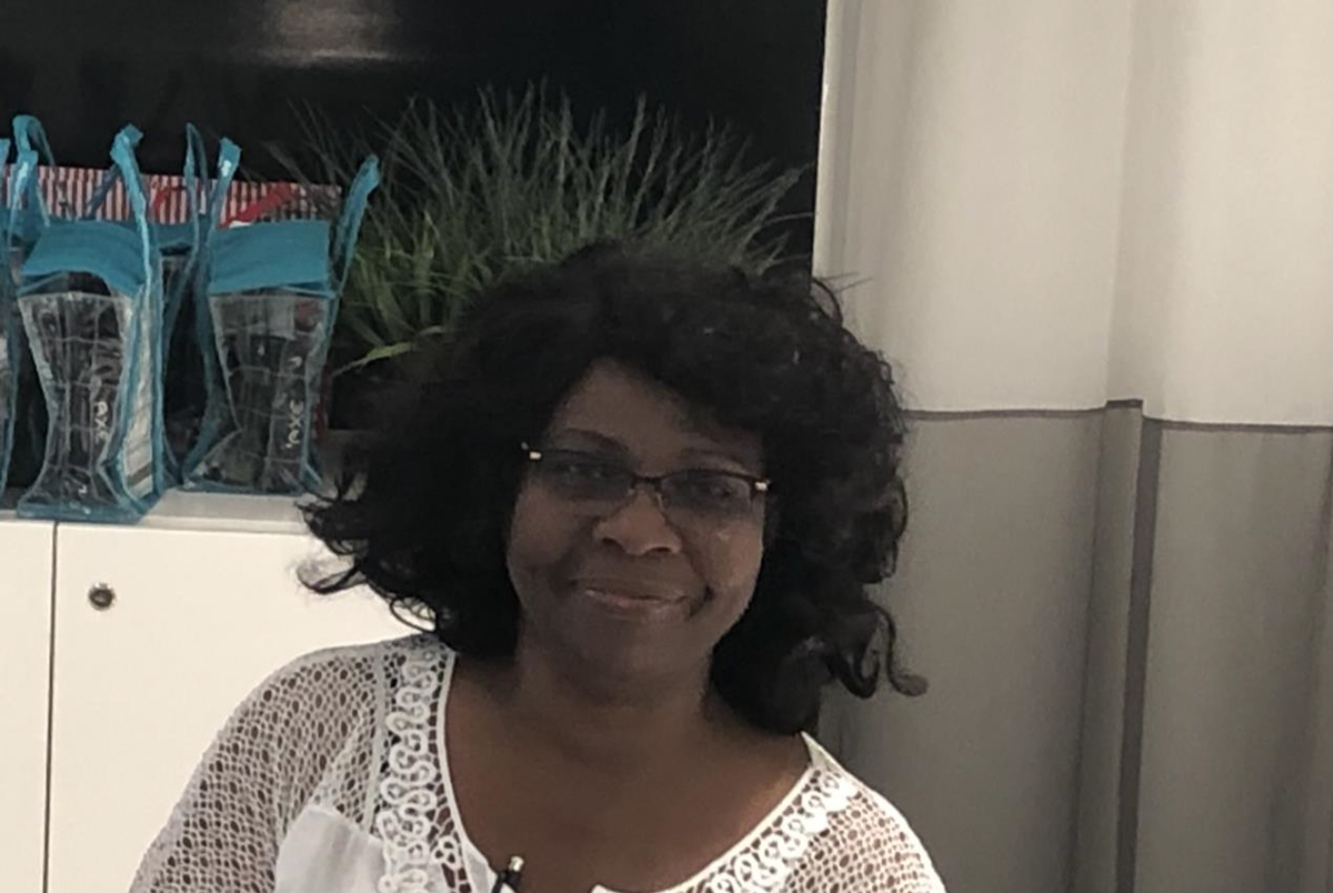 Cleta Davis at senior's event